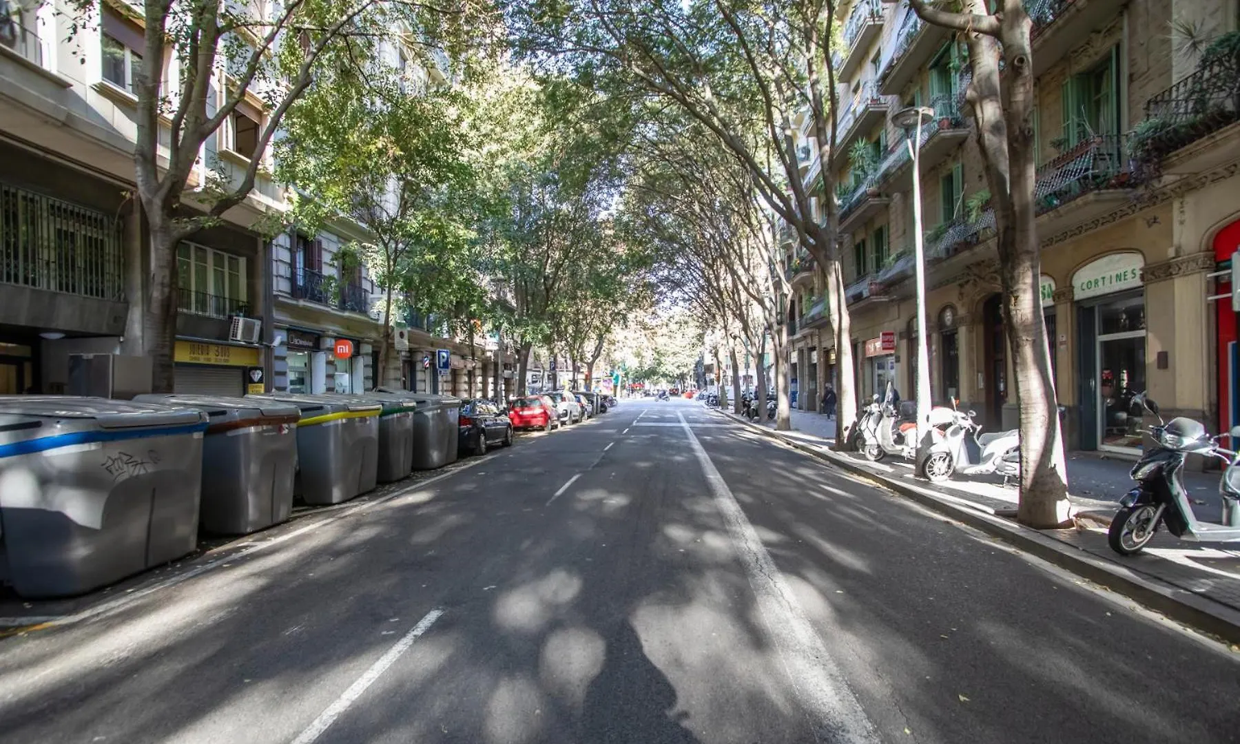 51Flo1024 -Well Located Apartment In Sant Antoni Barcelona
